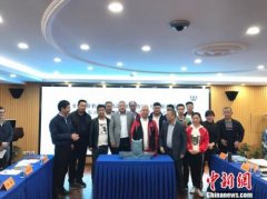 报告：四成卡车司机每日驾车8小时以上 三成患颈椎病 －社会新闻－齐鲁晚报网